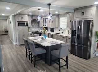 930 N Soldano Ave, Azusa, CA 91702