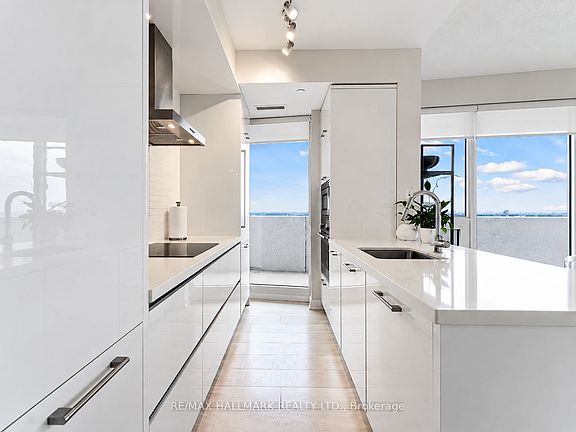 5th image of 2221 Yonge St #4009