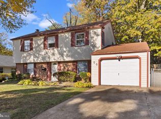 55 Marchmont Ln, Willingboro, NJ 08046