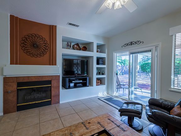 4th image of 18731 N Summerbreeze Way
