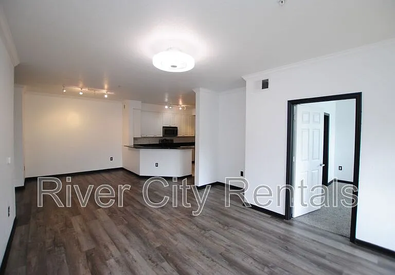 8539 Gate Pkwy W #1736 — Photo 17