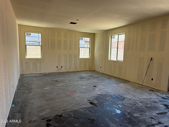 4th image of 7534 S 47TH Lane
