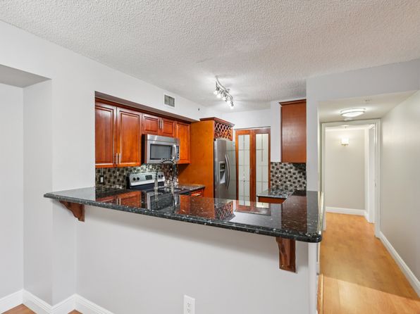 2051 Renaissance Blvd APT 203