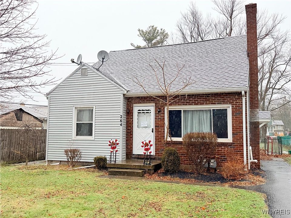 1st image of 264 E Main St