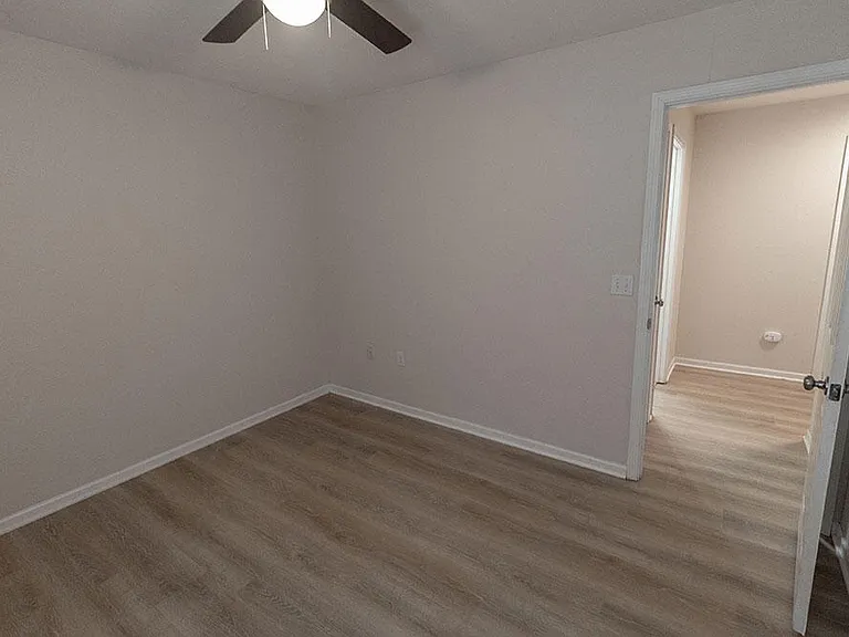 1325 Godas Dr — Photo 30