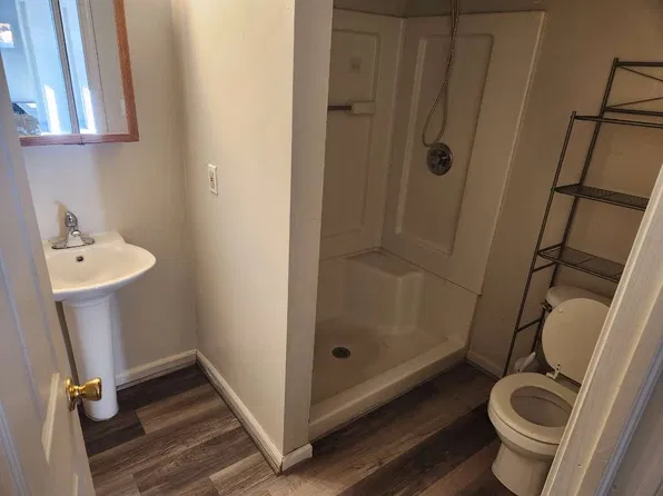 (undisclosed Address), Lansing, MI 48912
