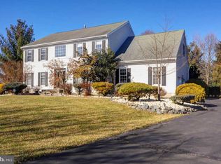 21 Sapphire Dr, West Windsor, NJ 08550