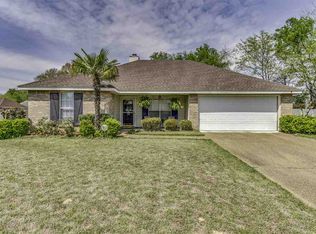 16 Chris Cv, Byram, MS 39272