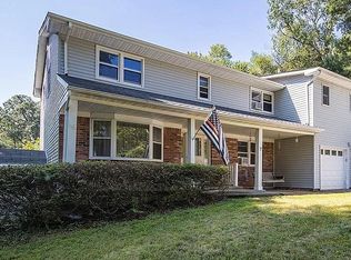 7 Lance Ct, Spring Valley, NY 10977