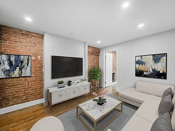 189 Hester Street image 3 of 9