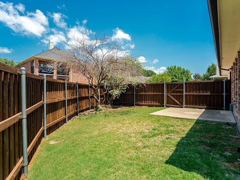 11342 Mansfield Dr — Photo 26