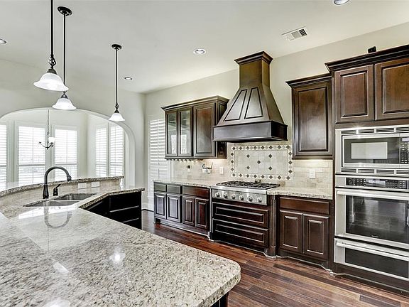 3rd image of 2119 Landers Dr