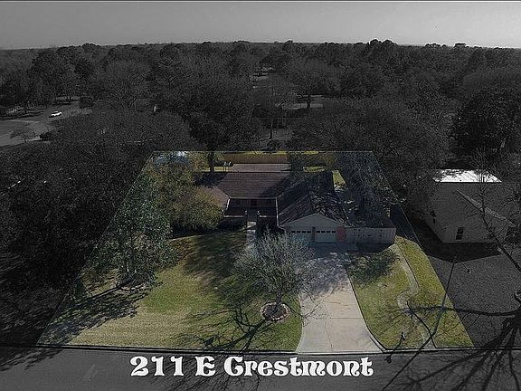 3rd image of 211 E Crestmont Dr