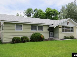 1017 Big Horn Dr, Riverton, WY 82501