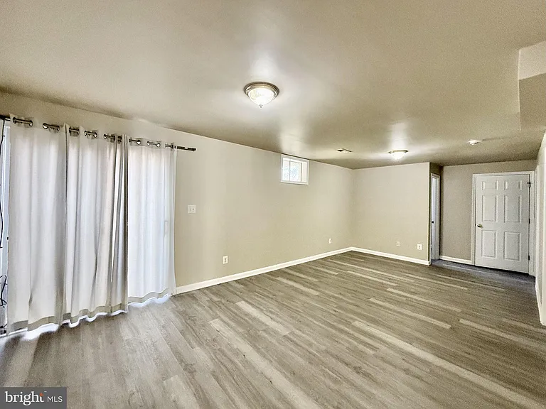 6002 Bush Ct — Photo 20