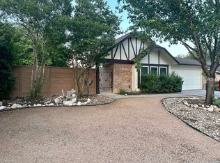 8711 Timber Cloud St, San Antonio, TX 78251