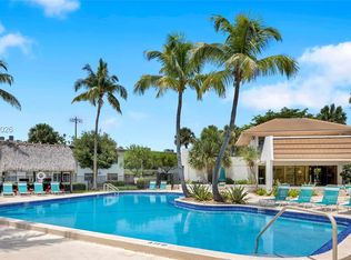 8261 SW 128th St APT 207, Pinecrest, FL 33156