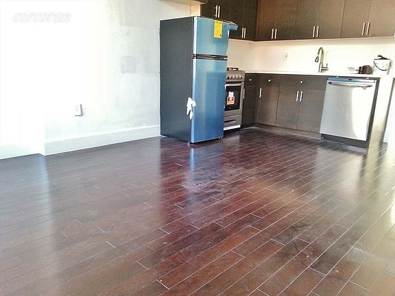3rd image of 434 Vanderbilt Ave Floor 3
