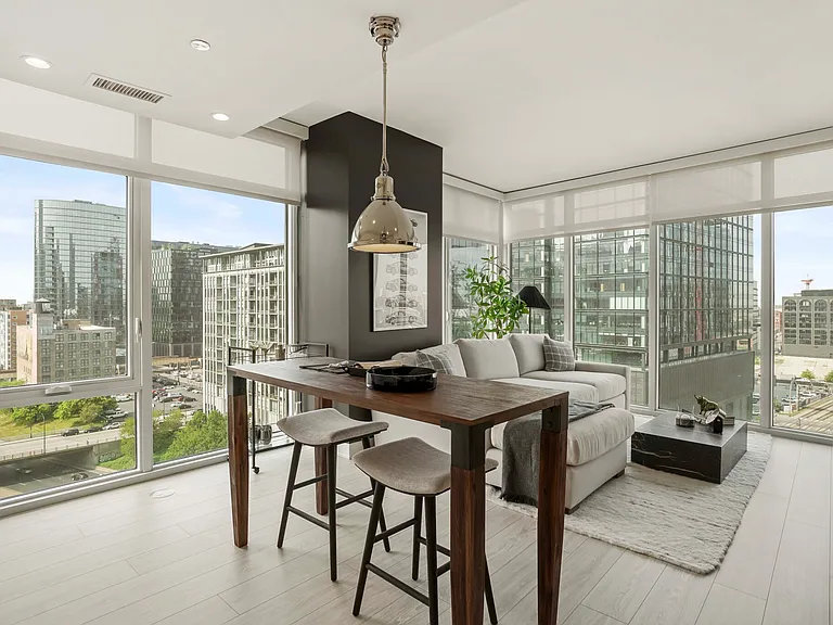 354 N Union Ave #Penthouse 2/2 — Photo 4