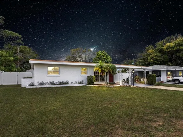 2741 Lench Pl, Sarasota, FL 34235