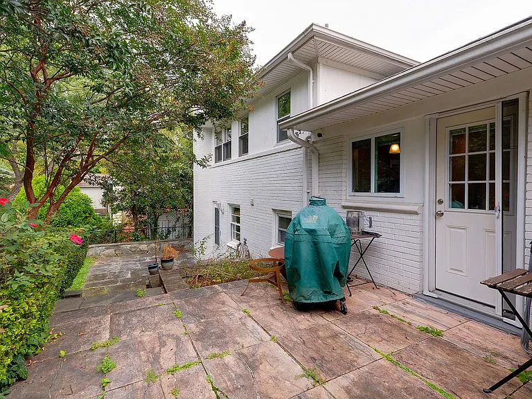 9420 Holland Ave — Photo 49