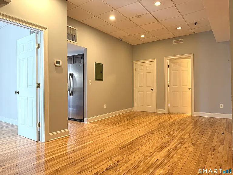 51 Bank St #2C — Photo 4