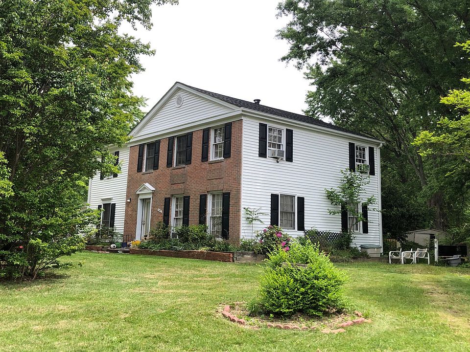 1st image of 3805 Stoneybrooke Ct