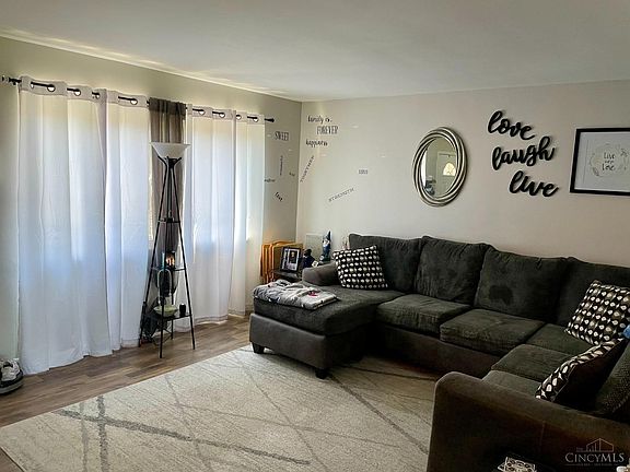 4th image of 2578 Tampico Dr