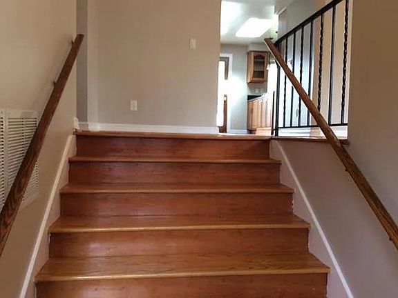 5th image of 13607 118th Ave NE #A