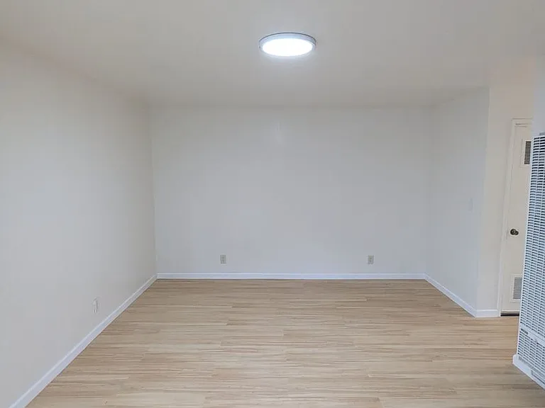 929 Delaware St #1735 — Photo 12