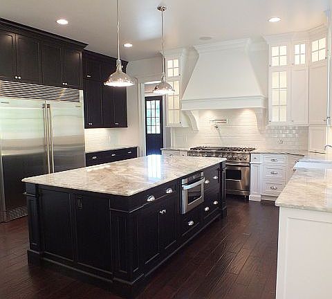 3rd image of 565 Hardwick Dr