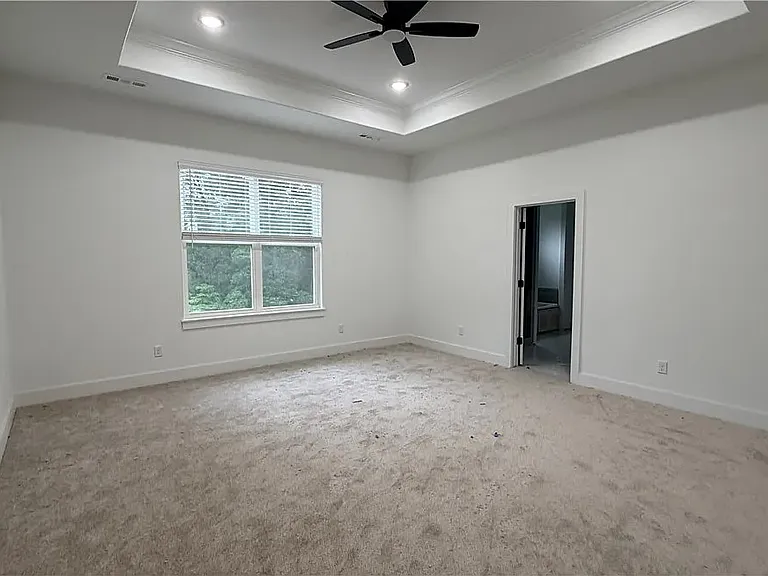 15 Skipton Dr — Photo 18
