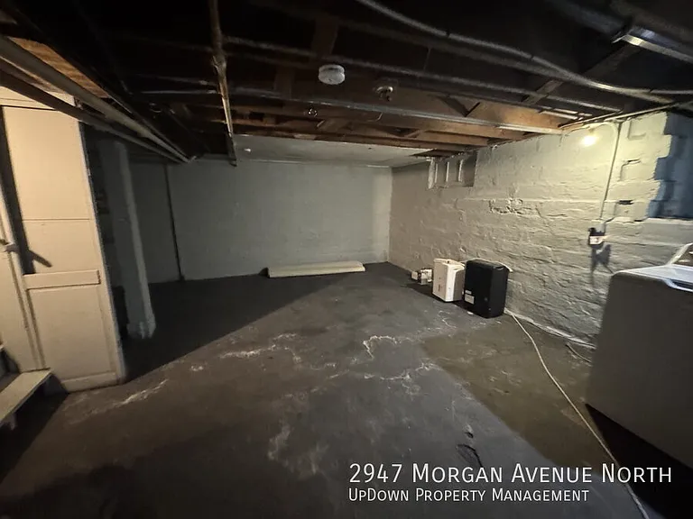 2947 Morgan Ave N — Photo 20