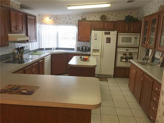5th image of 4832 Sea Island Ave