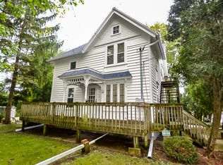 S100W24380 Forest Home Ave, Big Bend, WI 53103