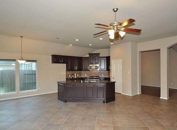 4th image of 2805 Arbor Brook Ln