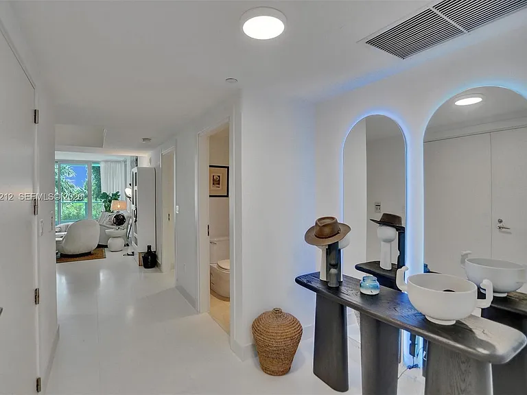 2627 S Bayshore Dr #506 — Photo 9