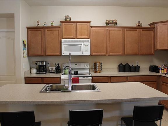 3rd image of 3707 Madbury Cir