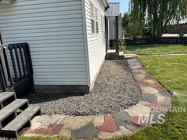 522 N 9th St — Photo 45