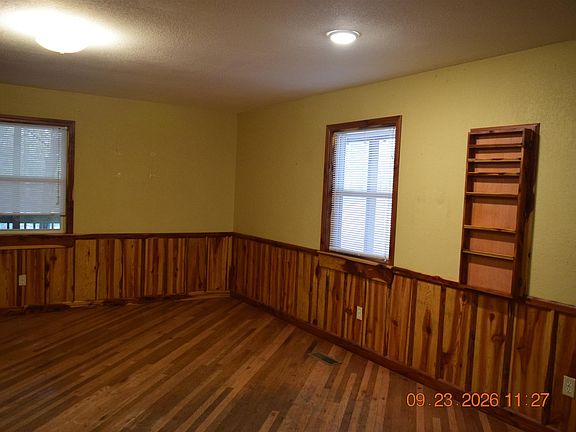 5th image of 4777 Airport Rd
