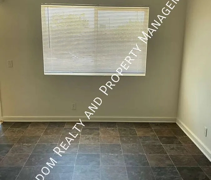 4508 Earl Ave — Photo 6