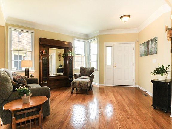 5th image of 33 Harborside Way