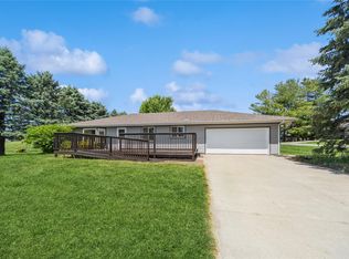 612 W Pleasant St, Pleasantville, IA 50225
