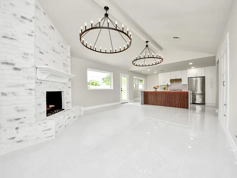 7403 Shady Arbor Ln — Photo 12