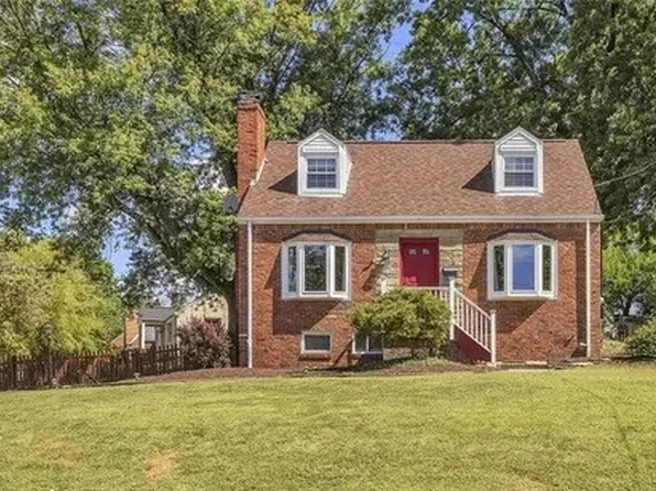 399 McClellan Dr, Pittsburgh, PA 15236