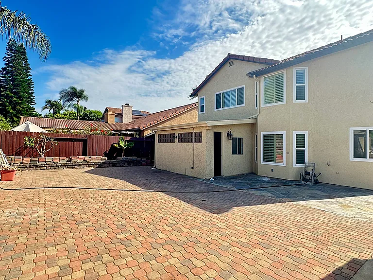 11875 Landbreeze Way — Photo 25