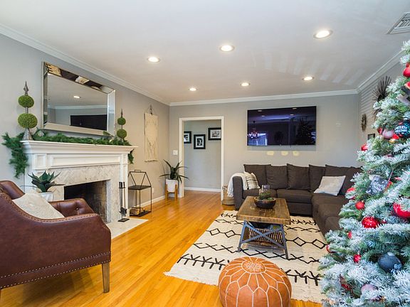 4th image of 2417 Carol Park Pl