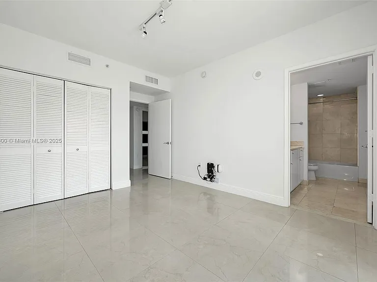 3001 Turnberry Way #1831 — Photo 6