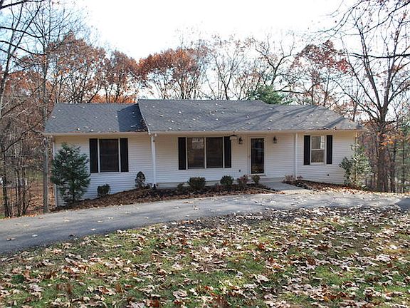 2nd image of 2219 Sourwood St