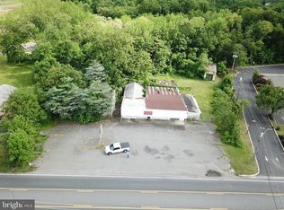 909 Sunset Rd, Burlington, NJ 08016